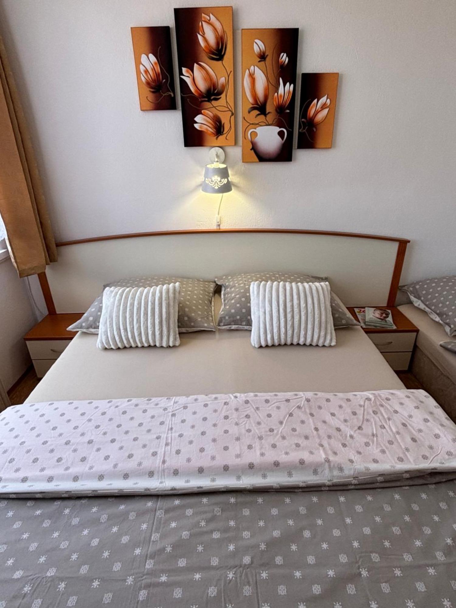 Apartmanovy dom Grand Sturovo Exterior foto