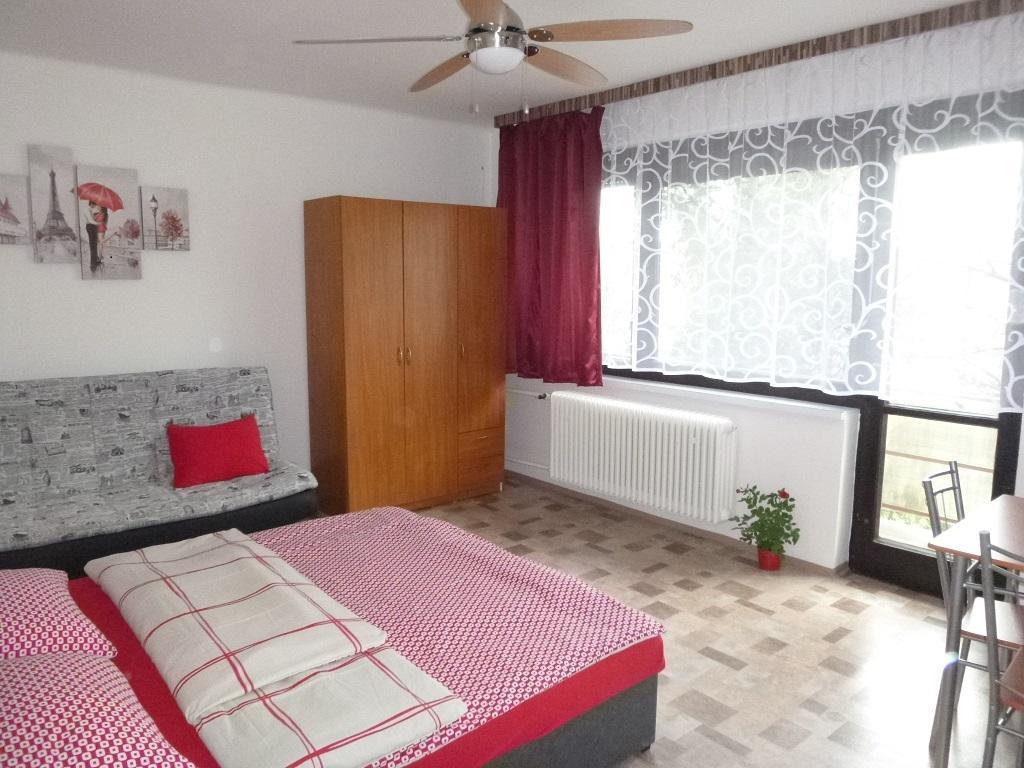 Apartmanovy dom Grand Sturovo Exterior foto
